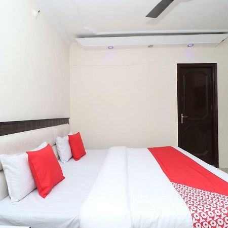 Oyo 37721 Hotel Kings Pathānkot Εξωτερικό φωτογραφία