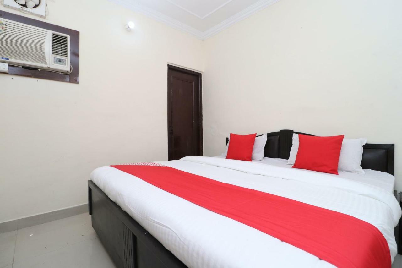 Oyo 37721 Hotel Kings Pathānkot Εξωτερικό φωτογραφία