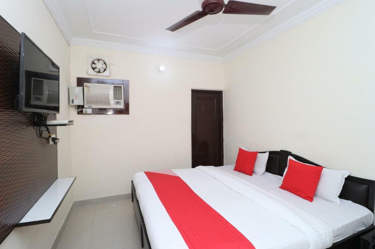 Oyo 37721 Hotel Kings Pathānkot Εξωτερικό φωτογραφία