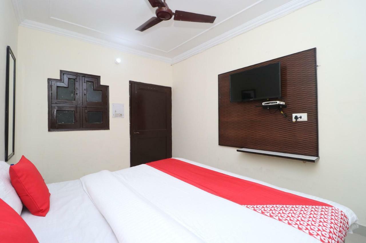 Oyo 37721 Hotel Kings Pathānkot Εξωτερικό φωτογραφία